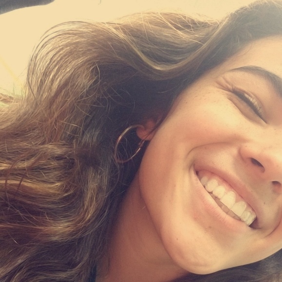 Meet your Posher, Mya - Picture 2 of 2